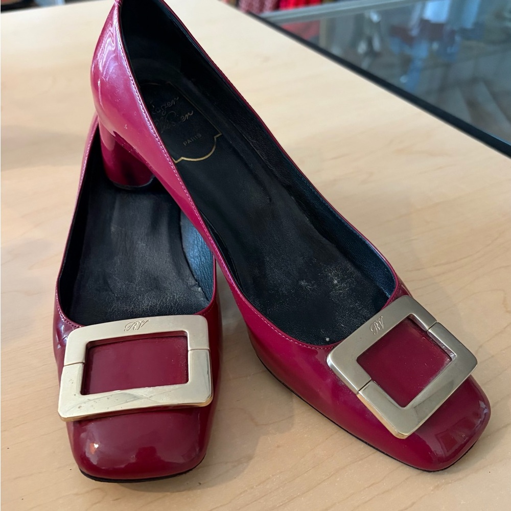 Roger Vivier Pumps Women 39 Pink Patent Leather Square Toe Gold Buckle Block